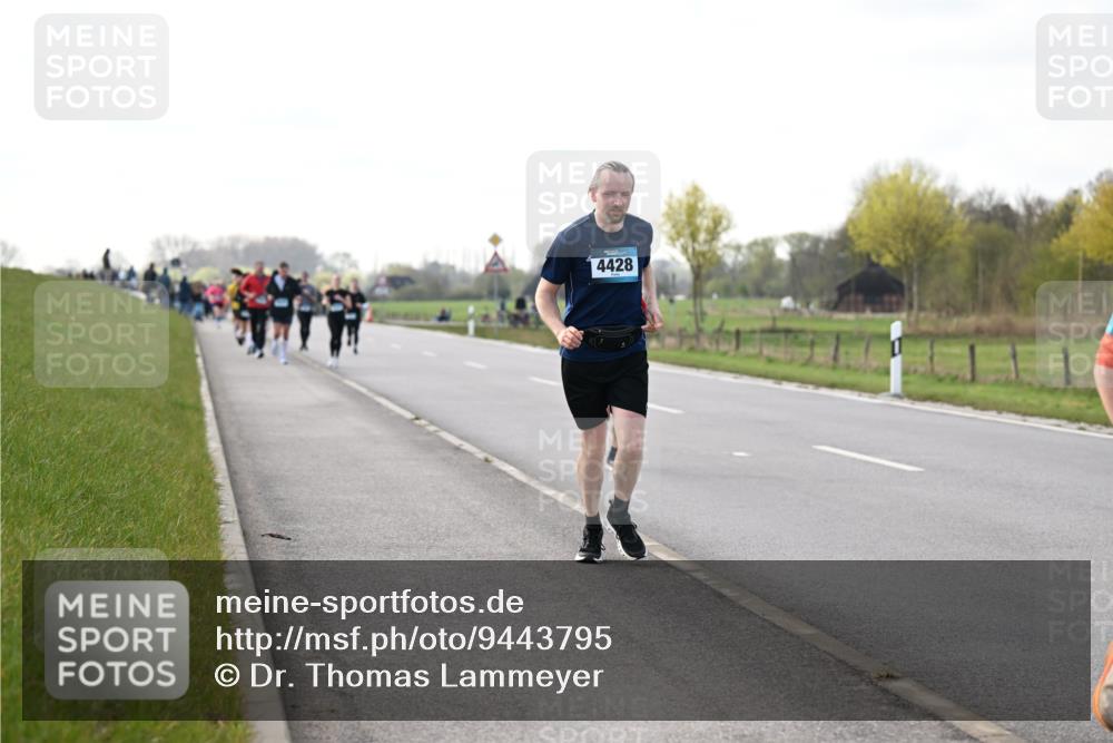 12.04.2026 - 45. Internationalen Wilhelmsburger Insellauf Dr. Thomas Lammeyer http://msf.ph/oto/9443795 12.04.2026 10:16:59 Laufen 4428 meine-sportfotos.de