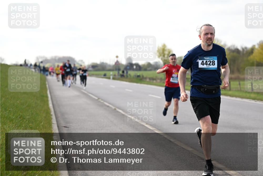 12.04.2026 - 45. Internationalen Wilhelmsburger Insellauf Dr. Thomas Lammeyer http://msf.ph/oto/9443802 12.04.2026 10:17:00 Laufen 2073, 4428 meine-sportfotos.de