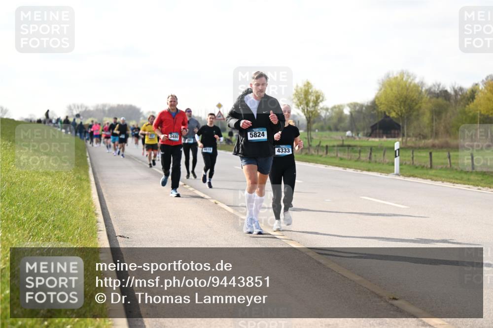 12.04.2026 - 45. Internationalen Wilhelmsburger Insellauf Dr. Thomas Lammeyer http://msf.ph/oto/9443851 12.04.2026 10:17:08 Laufen 3480, 4615, 5824, 4333 meine-sportfotos.de