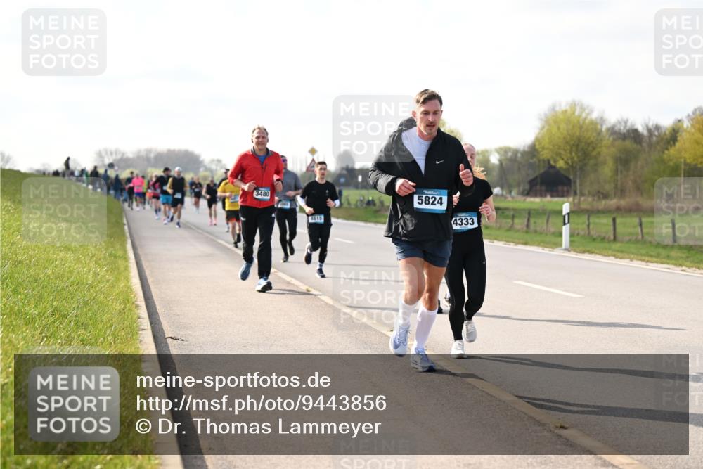 12.04.2026 - 45. Internationalen Wilhelmsburger Insellauf Dr. Thomas Lammeyer http://msf.ph/oto/9443856 12.04.2026 10:17:09 Laufen 3480, 4615, 5824, 4333 meine-sportfotos.de