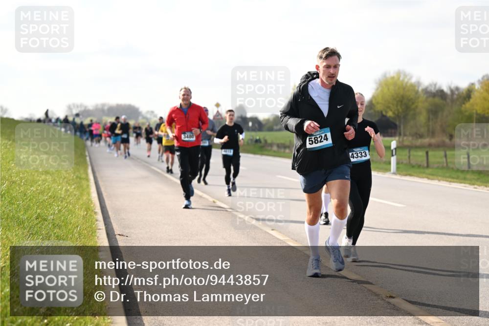 12.04.2026 - 45. Internationalen Wilhelmsburger Insellauf Dr. Thomas Lammeyer http://msf.ph/oto/9443857 12.04.2026 10:17:09 Laufen 3480, 5824, 4333 meine-sportfotos.de
