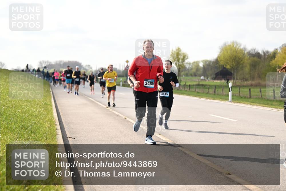 12.04.2026 - 45. Internationalen Wilhelmsburger Insellauf Dr. Thomas Lammeyer http://msf.ph/oto/9443869 12.04.2026 10:17:11 Laufen 3480, 4615 meine-sportfotos.de