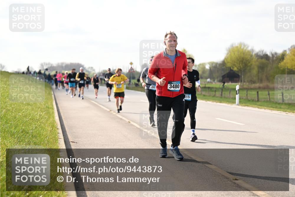 12.04.2026 - 45. Internationalen Wilhelmsburger Insellauf Dr. Thomas Lammeyer http://msf.ph/oto/9443873 12.04.2026 10:17:12 Laufen 15, 3480 meine-sportfotos.de