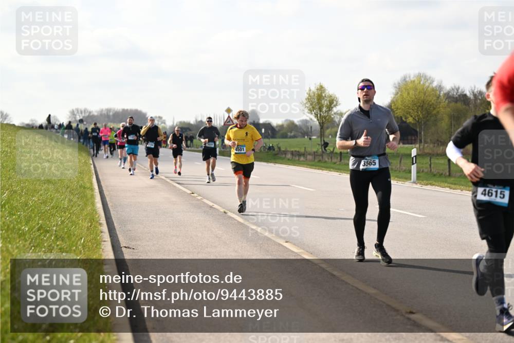 12.04.2026 - 45. Internationalen Wilhelmsburger Insellauf Dr. Thomas Lammeyer http://msf.ph/oto/9443885 12.04.2026 10:17:13 Laufen 210, 104, 4501, 3565, 4615 meine-sportfotos.de