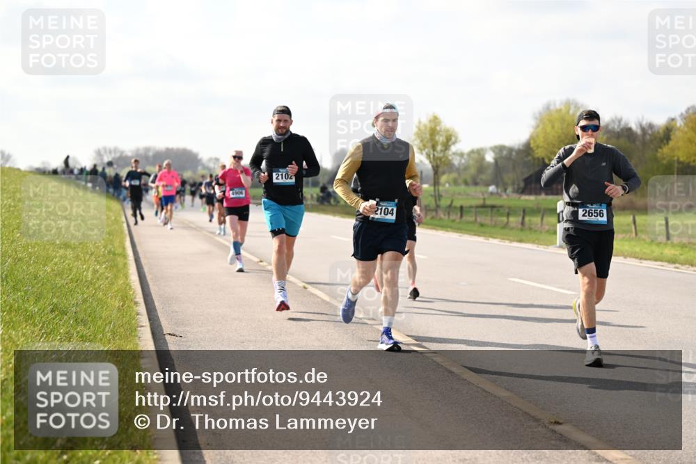12.04.2026 - 45. Internationalen Wilhelmsburger Insellauf Dr. Thomas Lammeyer http://msf.ph/oto/9443924 12.04.2026 10:17:20 Laufen 2102, 2656, 2104 meine-sportfotos.de