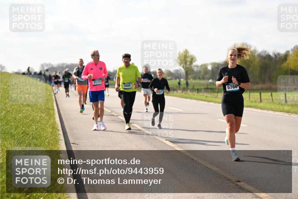12.04.2026 - 45. Internationalen Wilhelmsburger Insellauf Dr. Thomas Lammeyer http://msf.ph/oto/9443959 12.04.2026 10:17:29 Laufen 3173, 5805, 5766 meine-sportfotos.de