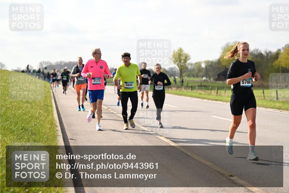 12.04.2026 - 45. Internationalen Wilhelmsburger Insellauf Dr. Thomas Lammeyer http://msf.ph/oto/9443961 12.04.2026 10:17:29 Laufen 3173, 5805, 5341, 5766 meine-sportfotos.de