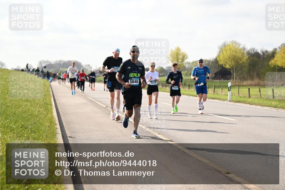 12.04.2026 - 45. Internationalen Wilhelmsburger Insellauf Dr. Thomas Lammeyer http://msf.ph/oto/9444018 12.04.2026 10:17:38 Laufen 2227, 5840, 4755, 5594 meine-sportfotos.de