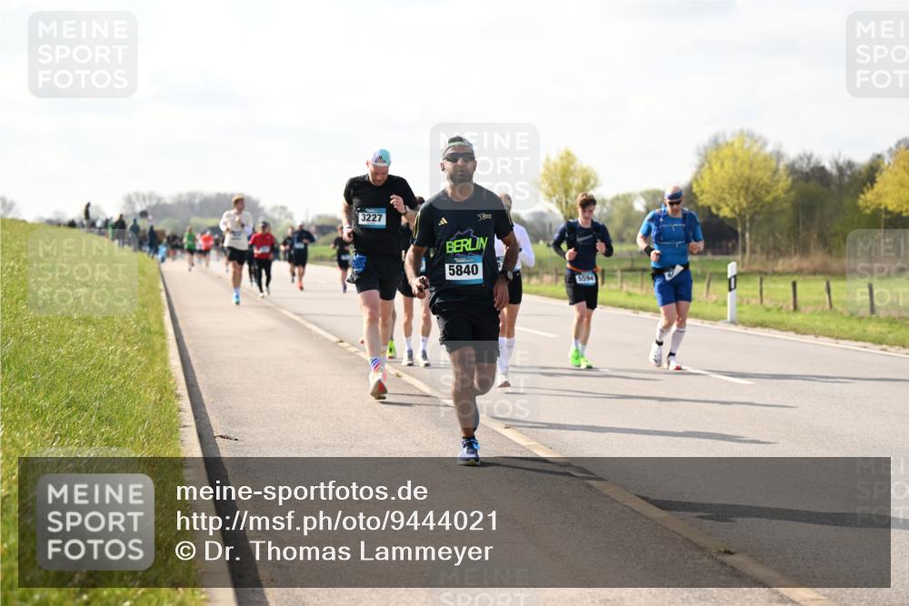 12.04.2026 - 45. Internationalen Wilhelmsburger Insellauf Dr. Thomas Lammeyer http://msf.ph/oto/9444021 12.04.2026 10:17:39 Laufen 3227, 5840, 5594 meine-sportfotos.de