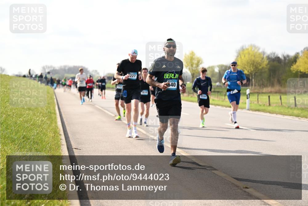 12.04.2026 - 45. Internationalen Wilhelmsburger Insellauf Dr. Thomas Lammeyer http://msf.ph/oto/9444023 12.04.2026 10:17:39 Laufen 2227, 2810, 40 meine-sportfotos.de