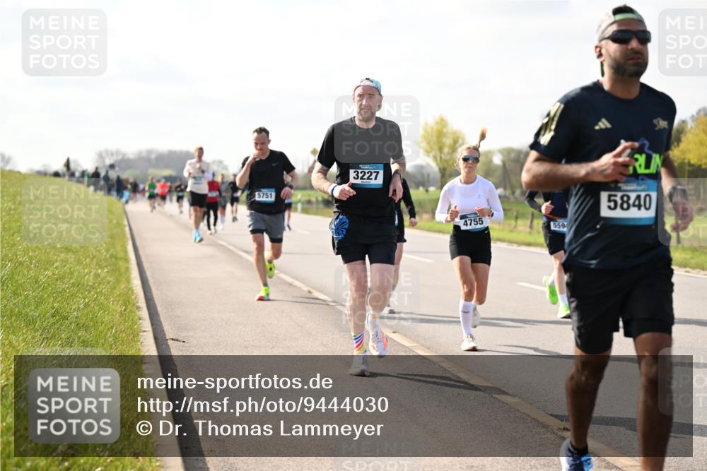 12.04.2026 - 45. Internationalen Wilhelmsburger Insellauf Dr. Thomas Lammeyer http://msf.ph/oto/9444030 12.04.2026 10:17:40 Laufen 5751, 3227, 4755, 5594, 5840 meine-sportfotos.de