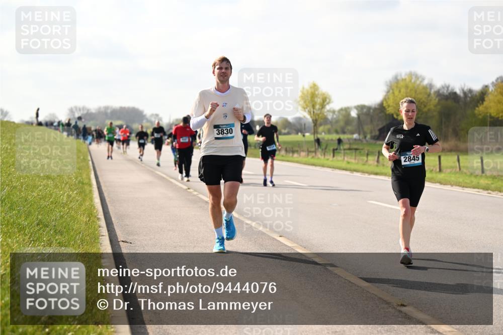 12.04.2026 - 45. Internationalen Wilhelmsburger Insellauf Dr. Thomas Lammeyer http://msf.ph/oto/9444076 12.04.2026 10:17:48 Laufen 3830, 2845 meine-sportfotos.de