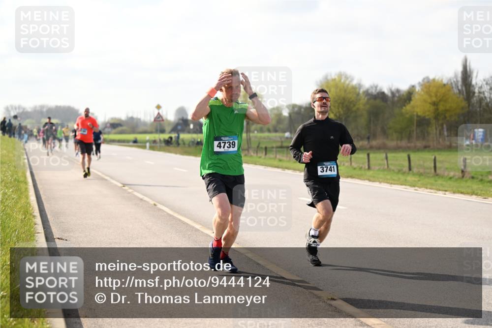 12.04.2026 - 45. Internationalen Wilhelmsburger Insellauf Dr. Thomas Lammeyer http://msf.ph/oto/9444124 12.04.2026 10:18:00 Laufen 4739, 3741 meine-sportfotos.de