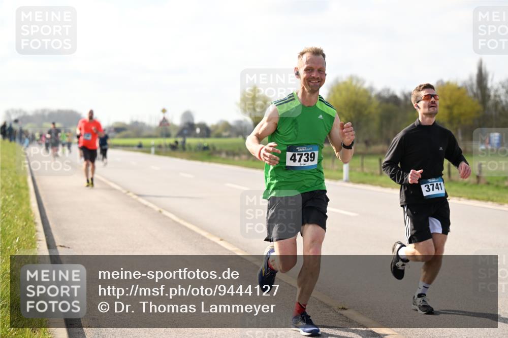 12.04.2026 - 45. Internationalen Wilhelmsburger Insellauf Dr. Thomas Lammeyer http://msf.ph/oto/9444127 12.04.2026 10:18:01 Laufen 4739, 3741 meine-sportfotos.de