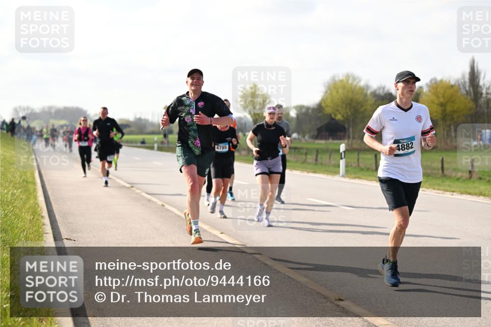 12.04.2026 - 45. Internationalen Wilhelmsburger Insellauf Dr. Thomas Lammeyer http://msf.ph/oto/9444166 12.04.2026 10:18:13 Laufen 4785, 4882 meine-sportfotos.de