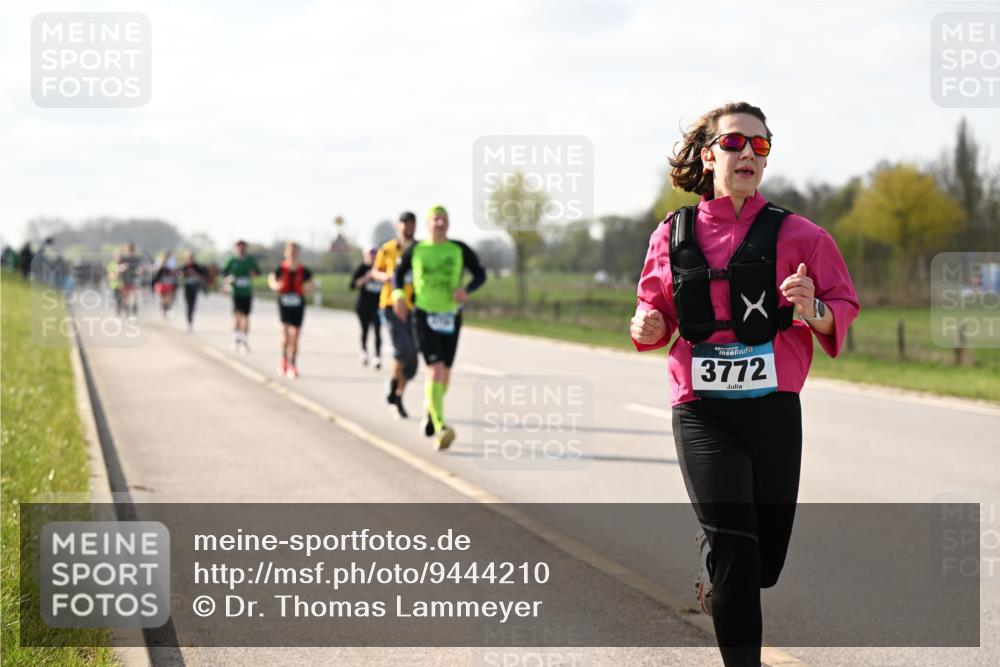 12.04.2026 - 45. Internationalen Wilhelmsburger Insellauf Dr. Thomas Lammeyer http://msf.ph/oto/9444210 12.04.2026 10:18:20 Laufen 3772 meine-sportfotos.de