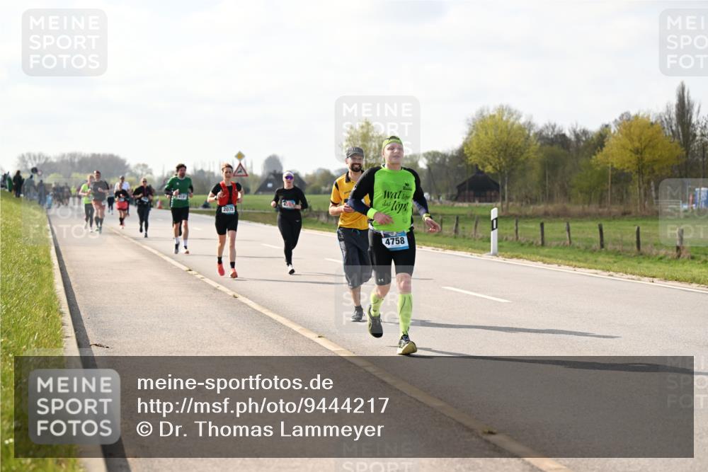 12.04.2026 - 45. Internationalen Wilhelmsburger Insellauf Dr. Thomas Lammeyer http://msf.ph/oto/9444217 12.04.2026 10:18:22 Laufen 2075, 4758 meine-sportfotos.de