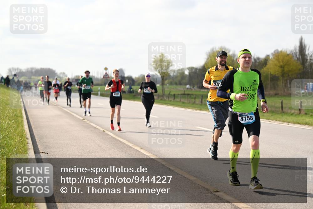 12.04.2026 - 45. Internationalen Wilhelmsburger Insellauf Dr. Thomas Lammeyer http://msf.ph/oto/9444227 12.04.2026 10:18:23 Laufen 2075, 34, 4758 meine-sportfotos.de