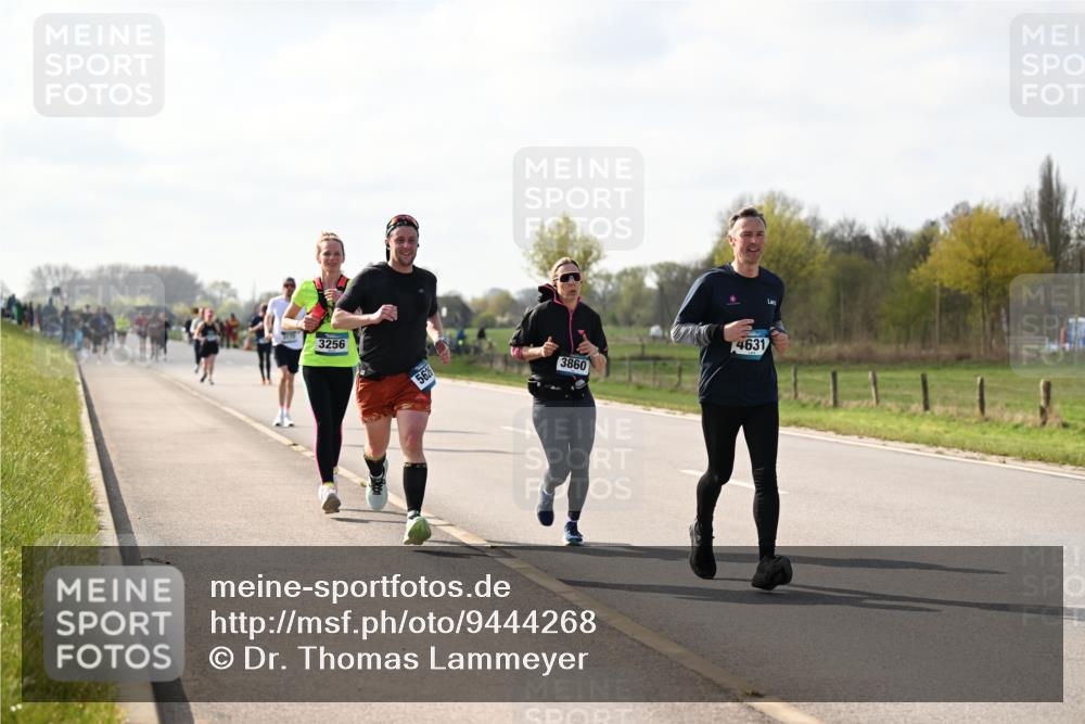 12.04.2026 - 45. Internationalen Wilhelmsburger Insellauf Dr. Thomas Lammeyer http://msf.ph/oto/9444268 12.04.2026 10:18:32 Laufen 3256, 562, 3860, 4631 meine-sportfotos.de