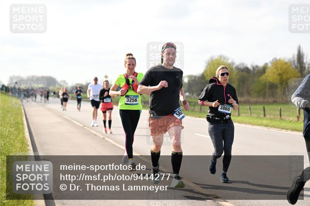 12.04.2026 - 45. Internationalen Wilhelmsburger Insellauf Dr. Thomas Lammeyer http://msf.ph/oto/9444277 12.04.2026 10:18:33 Laufen 3256, 562, 3860 meine-sportfotos.de