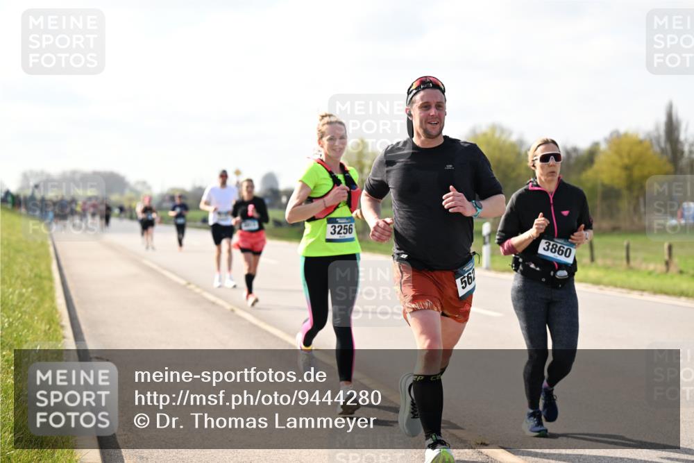 12.04.2026 - 45. Internationalen Wilhelmsburger Insellauf Dr. Thomas Lammeyer http://msf.ph/oto/9444280 12.04.2026 10:18:34 Laufen 3256, 562, 3860 meine-sportfotos.de