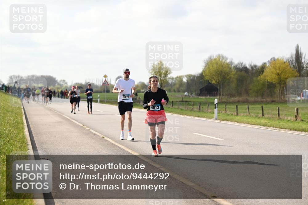 12.04.2026 - 45. Internationalen Wilhelmsburger Insellauf Dr. Thomas Lammeyer http://msf.ph/oto/9444292 12.04.2026 10:18:36 Laufen 3172, 4913 meine-sportfotos.de