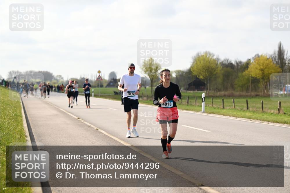 12.04.2026 - 45. Internationalen Wilhelmsburger Insellauf Dr. Thomas Lammeyer http://msf.ph/oto/9444296 12.04.2026 10:18:36 Laufen 3172, 4913 meine-sportfotos.de
