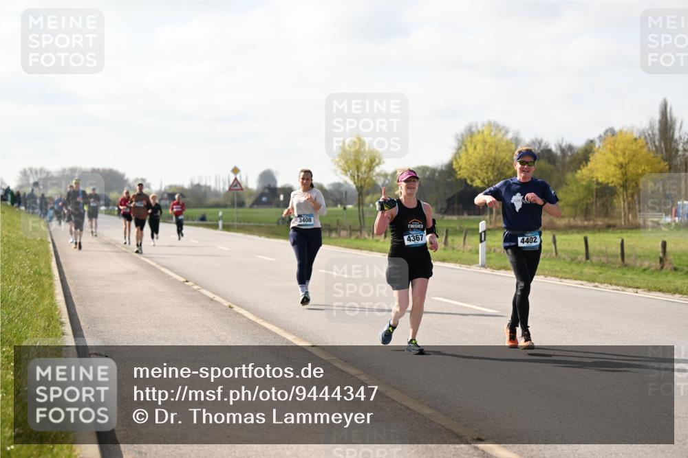 12.04.2026 - 45. Internationalen Wilhelmsburger Insellauf Dr. Thomas Lammeyer http://msf.ph/oto/9444347 12.04.2026 10:18:45 Laufen 3408, 4367, 4402 meine-sportfotos.de