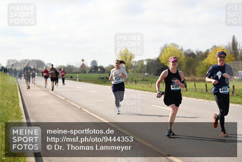 12.04.2026 - 45. Internationalen Wilhelmsburger Insellauf Dr. Thomas Lammeyer http://msf.ph/oto/9444353 12.04.2026 10:18:45 Laufen 3408, 4367, 4402 meine-sportfotos.de