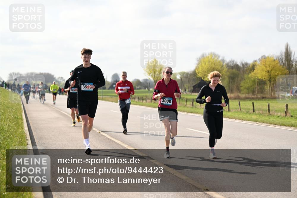 12.04.2026 - 45. Internationalen Wilhelmsburger Insellauf Dr. Thomas Lammeyer http://msf.ph/oto/9444423 12.04.2026 10:18:57 Laufen 320, 35, 2134, 3008 meine-sportfotos.de