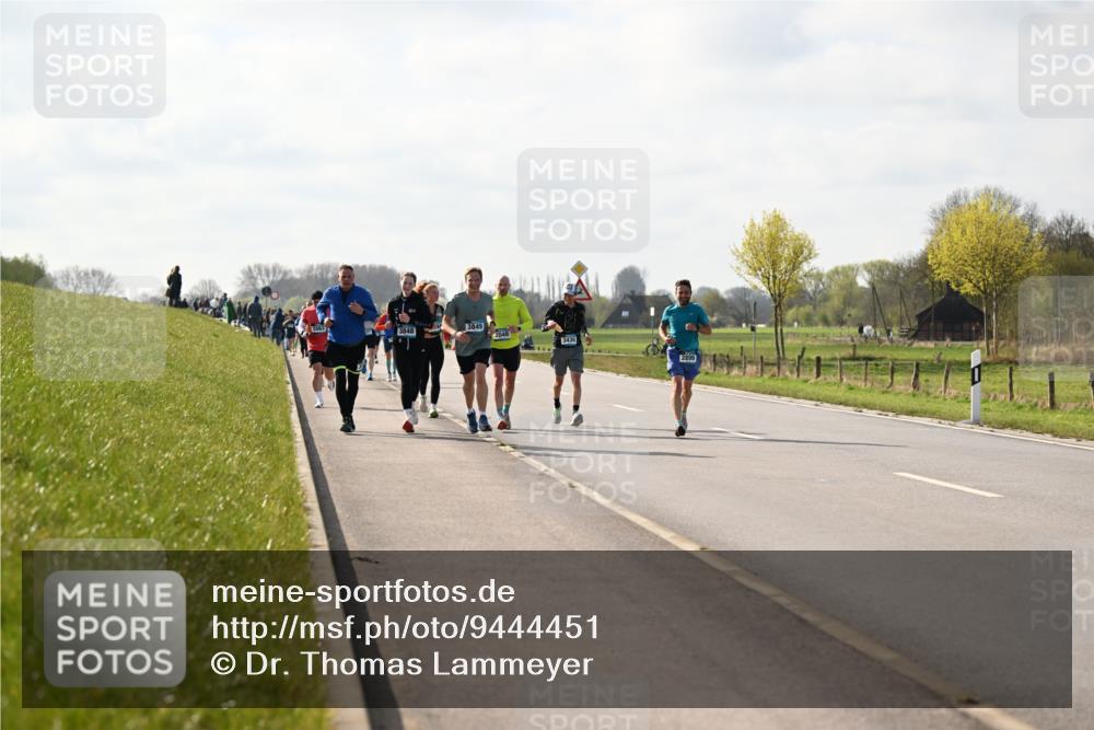 12.04.2026 - 45. Internationalen Wilhelmsburger Insellauf Dr. Thomas Lammeyer http://msf.ph/oto/9444451 12.04.2026 10:19:06 Laufen 3849, 3848, 2048, 3430, 2899 meine-sportfotos.de