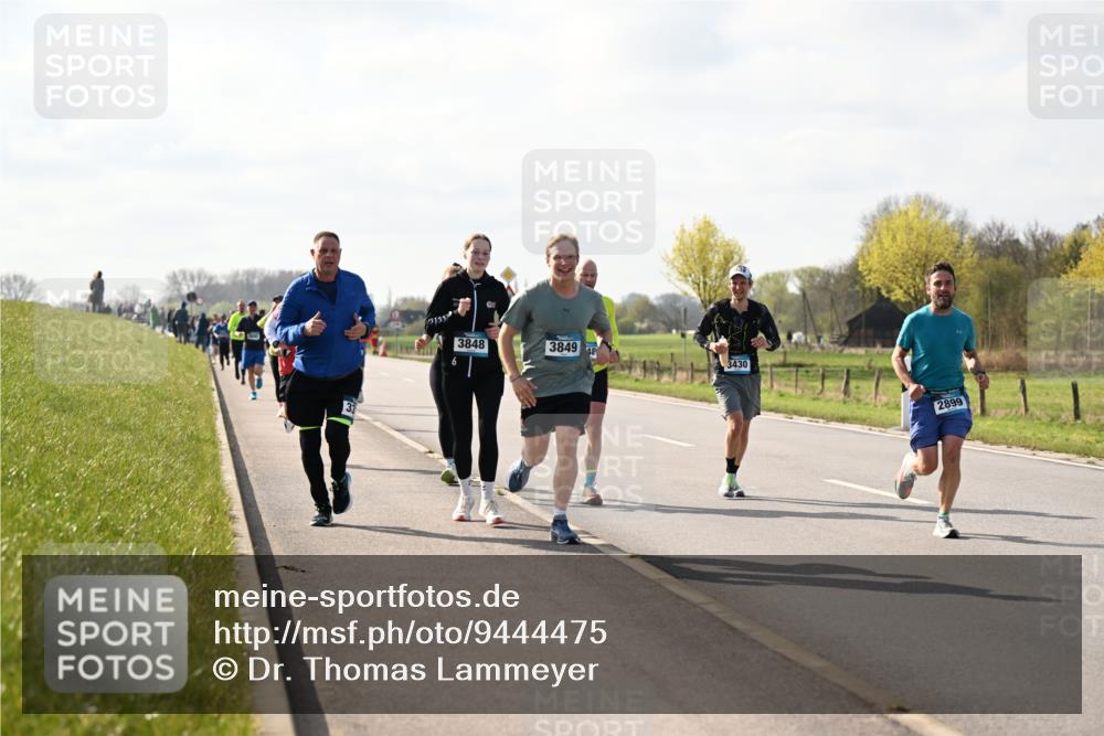 12.04.2026 - 45. Internationalen Wilhelmsburger Insellauf Dr. Thomas Lammeyer http://msf.ph/oto/9444475 12.04.2026 10:19:10 Laufen 33, 3848, 3849, 48, 6, 3430, 2899 meine-sportfotos.de