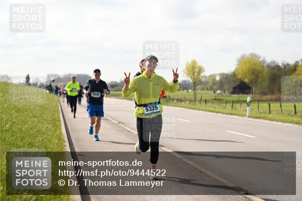 12.04.2026 - 45. Internationalen Wilhelmsburger Insellauf Dr. Thomas Lammeyer http://msf.ph/oto/9444522 12.04.2026 10:19:18 Laufen 5690, 5325 meine-sportfotos.de