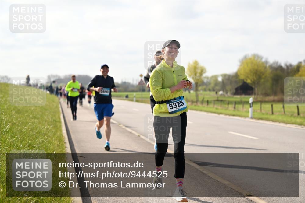 12.04.2026 - 45. Internationalen Wilhelmsburger Insellauf Dr. Thomas Lammeyer http://msf.ph/oto/9444525 12.04.2026 10:19:19 Laufen 5690, 5325 meine-sportfotos.de
