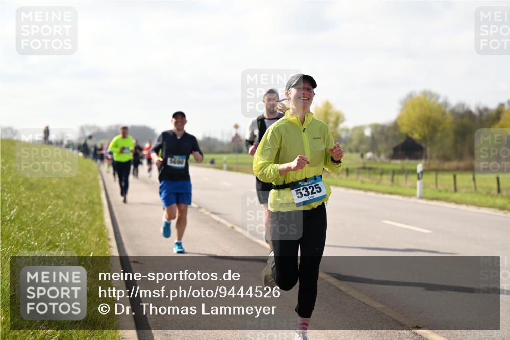12.04.2026 - 45. Internationalen Wilhelmsburger Insellauf Dr. Thomas Lammeyer http://msf.ph/oto/9444526 12.04.2026 10:19:19 Laufen 5690, 5325 meine-sportfotos.de