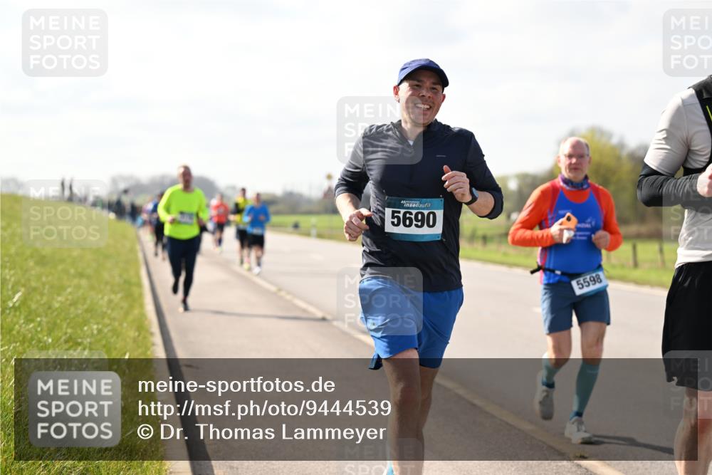 12.04.2026 - 45. Internationalen Wilhelmsburger Insellauf Dr. Thomas Lammeyer http://msf.ph/oto/9444539 12.04.2026 10:19:21 Laufen 5690, 5598 meine-sportfotos.de