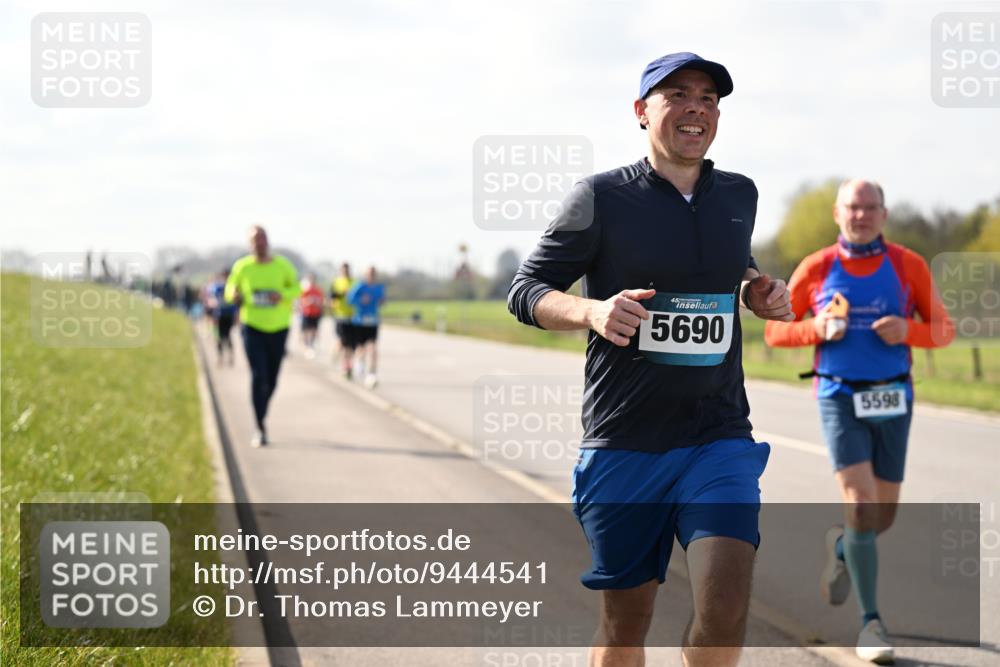 12.04.2026 - 45. Internationalen Wilhelmsburger Insellauf Dr. Thomas Lammeyer http://msf.ph/oto/9444541 12.04.2026 10:19:21 Laufen 5690, 5598 meine-sportfotos.de