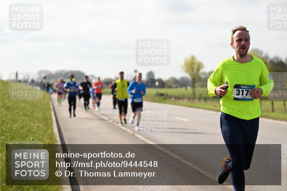 12.04.2026 - 45. Internationalen Wilhelmsburger Insellauf Dr. Thomas Lammeyer http://msf.ph/oto/9444548 12.04.2026 10:19:25 Laufen 317 meine-sportfotos.de