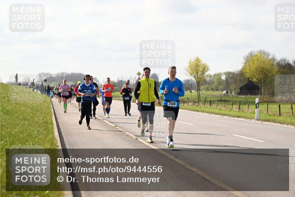 12.04.2026 - 45. Internationalen Wilhelmsburger Insellauf Dr. Thomas Lammeyer http://msf.ph/oto/9444556 12.04.2026 10:19:27 Laufen 4568, 4926, 2300 meine-sportfotos.de