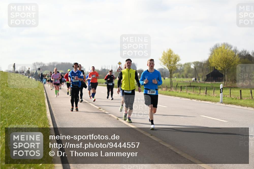 12.04.2026 - 45. Internationalen Wilhelmsburger Insellauf Dr. Thomas Lammeyer http://msf.ph/oto/9444557 12.04.2026 10:19:27 Laufen 4500, 4320, 2300 meine-sportfotos.de