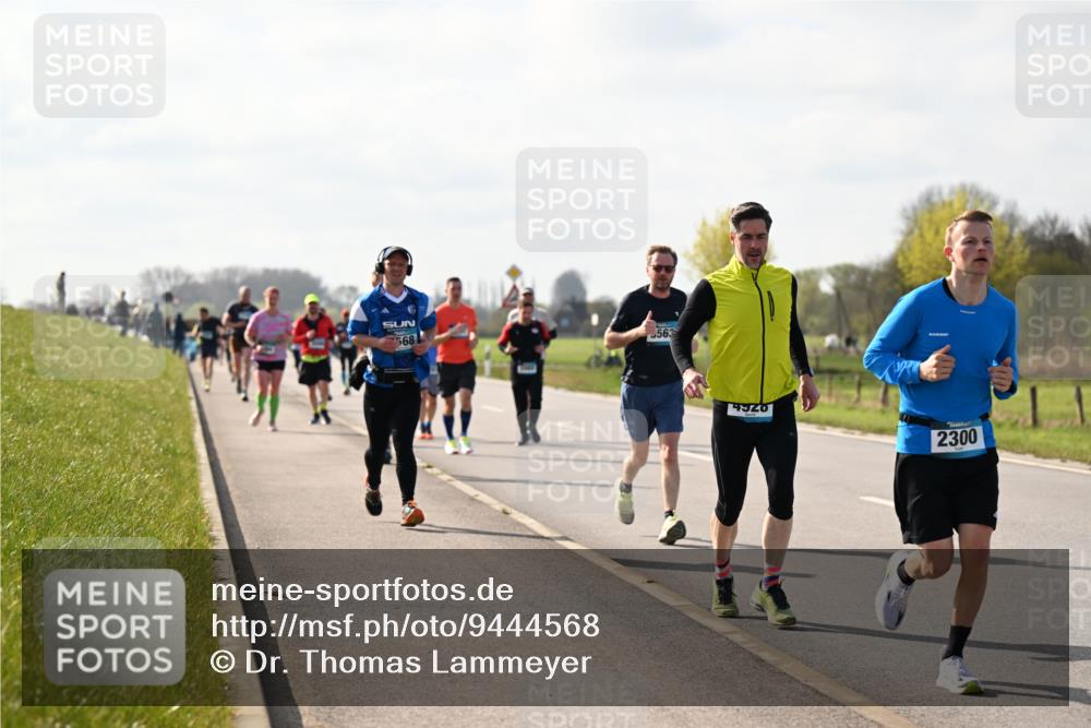 12.04.2026 - 45. Internationalen Wilhelmsburger Insellauf Dr. Thomas Lammeyer http://msf.ph/oto/9444568 12.04.2026 10:19:29 Laufen 568, 563, 4920, 2300 meine-sportfotos.de