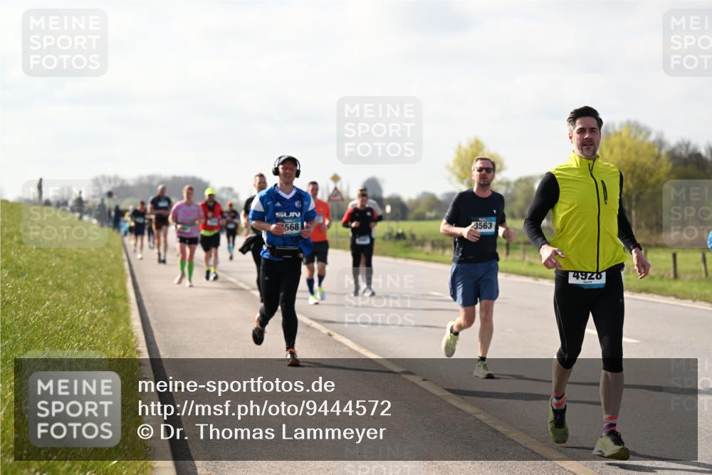 12.04.2026 - 45. Internationalen Wilhelmsburger Insellauf Dr. Thomas Lammeyer http://msf.ph/oto/9444572 12.04.2026 10:19:29 Laufen 568, 3563, 4926 meine-sportfotos.de