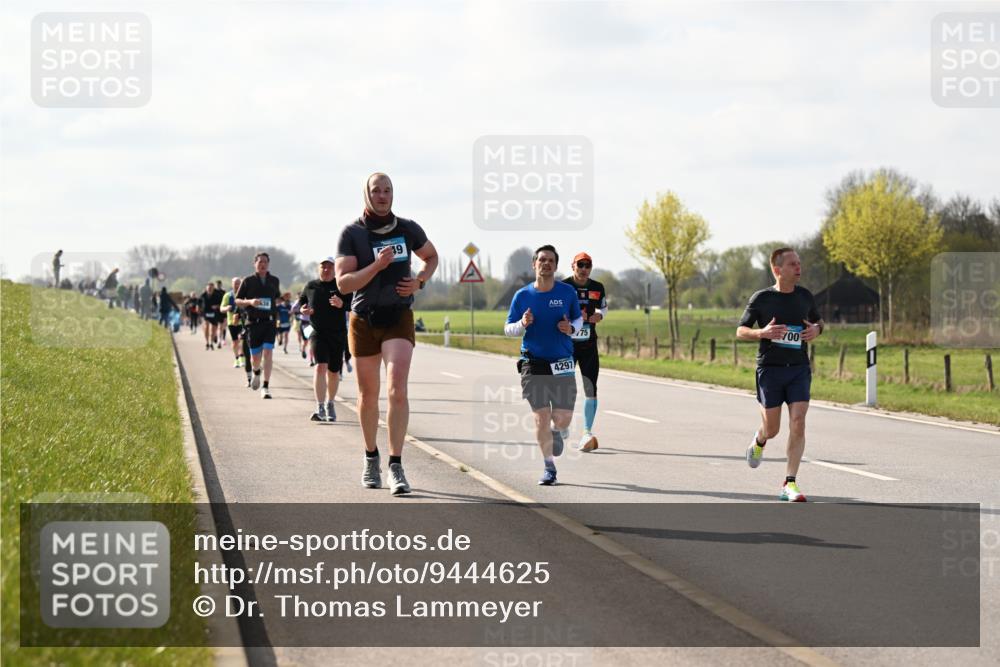 12.04.2026 - 45. Internationalen Wilhelmsburger Insellauf Dr. Thomas Lammeyer http://msf.ph/oto/9444625 12.04.2026 10:19:39 Laufen 19, 4297, 75, 700 meine-sportfotos.de