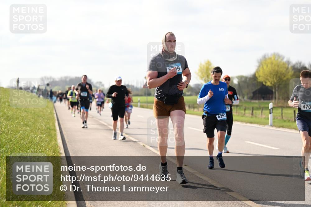 12.04.2026 - 45. Internationalen Wilhelmsburger Insellauf Dr. Thomas Lammeyer http://msf.ph/oto/9444635 12.04.2026 10:19:40 Laufen 4297, 470 meine-sportfotos.de