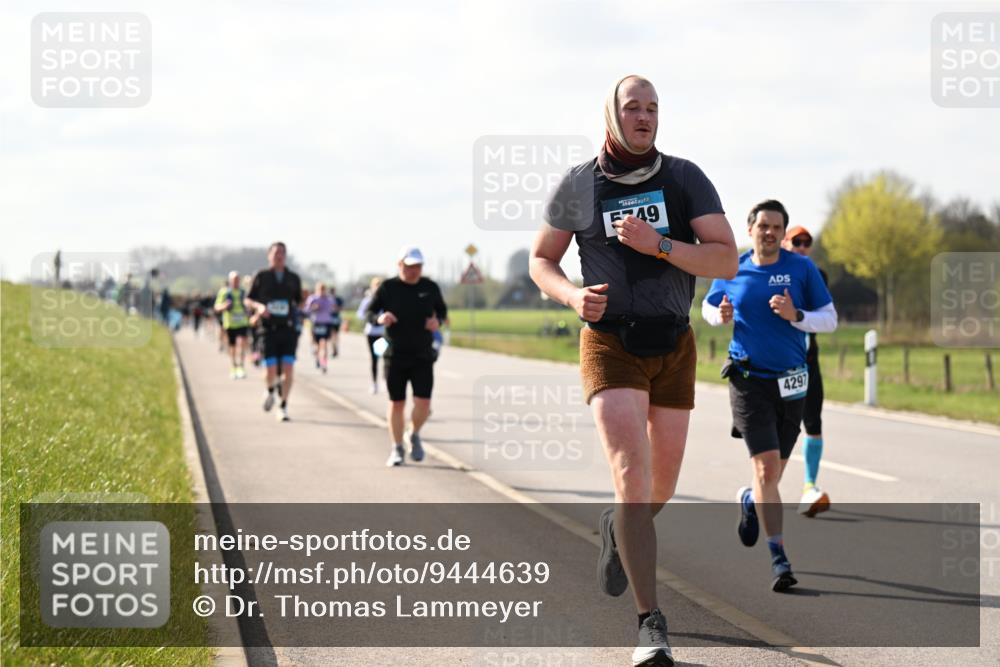 12.04.2026 - 45. Internationalen Wilhelmsburger Insellauf Dr. Thomas Lammeyer http://msf.ph/oto/9444639 12.04.2026 10:19:41 Laufen 5749, 4297 meine-sportfotos.de