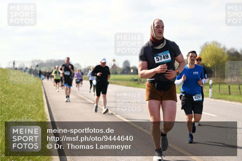 12.04.2026 - 45. Internationalen Wilhelmsburger Insellauf Dr. Thomas Lammeyer http://msf.ph/oto/9444640 12.04.2026 10:19:41 Laufen 5749, 4297 meine-sportfotos.de