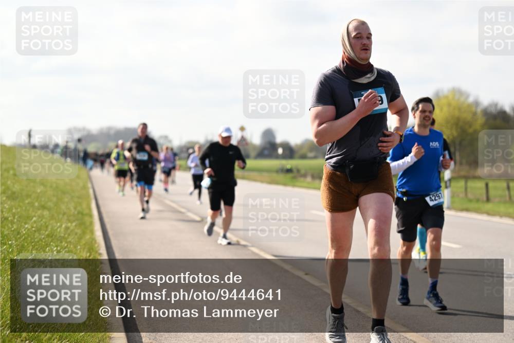 12.04.2026 - 45. Internationalen Wilhelmsburger Insellauf Dr. Thomas Lammeyer http://msf.ph/oto/9444641 12.04.2026 10:19:41 Laufen 4297 meine-sportfotos.de