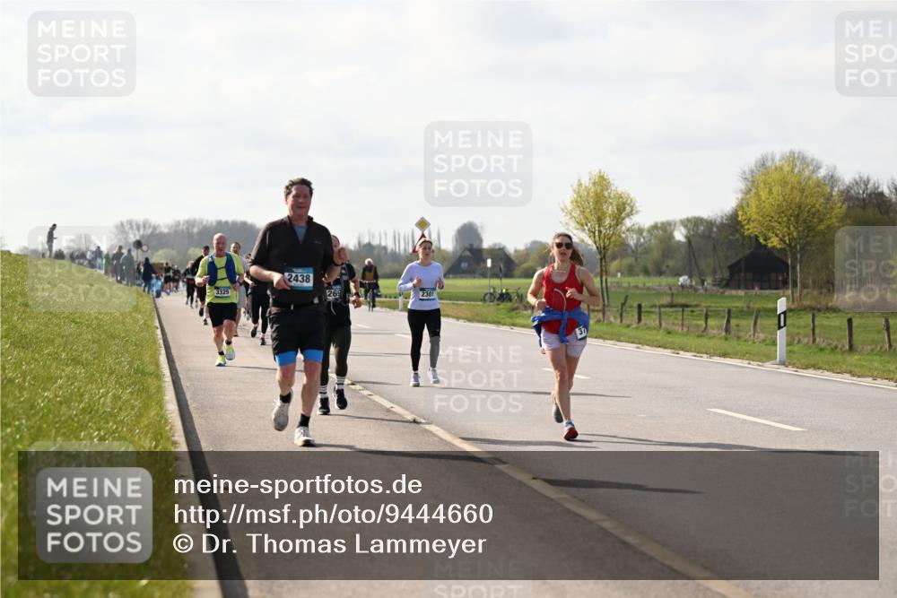 12.04.2026 - 45. Internationalen Wilhelmsburger Insellauf Dr. Thomas Lammeyer http://msf.ph/oto/9444660 12.04.2026 10:19:44 Laufen 3325, 2438, 269, 2301 meine-sportfotos.de