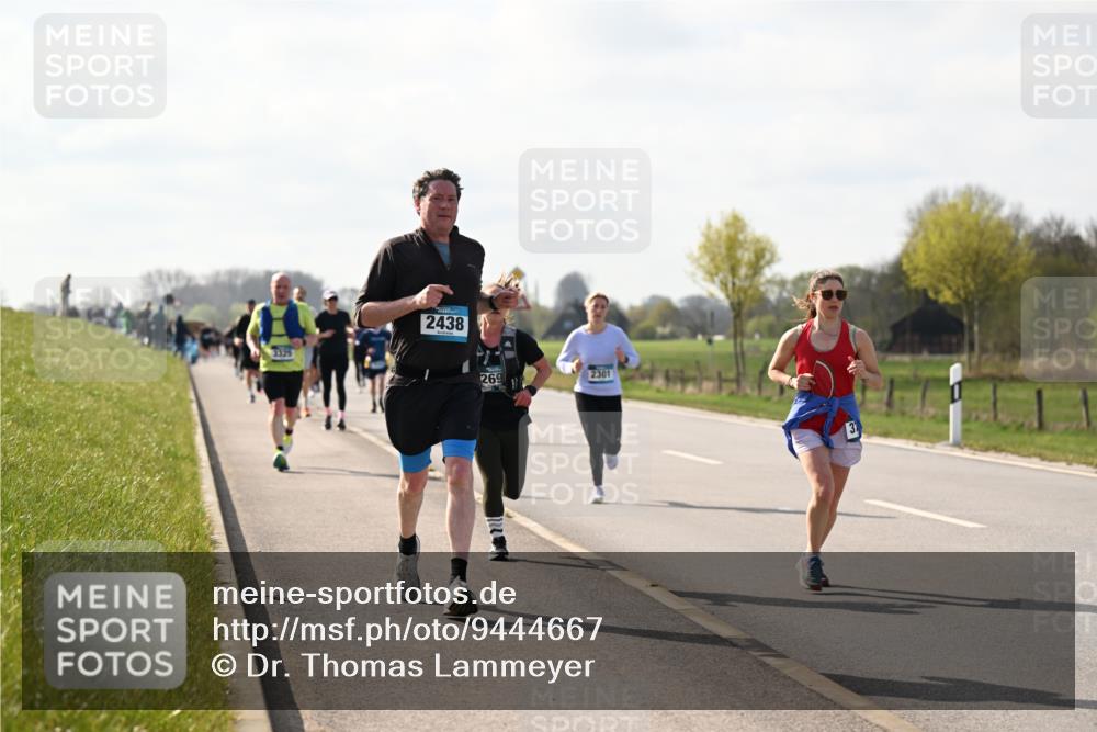 12.04.2026 - 45. Internationalen Wilhelmsburger Insellauf Dr. Thomas Lammeyer http://msf.ph/oto/9444667 12.04.2026 10:19:46 Laufen 2438, 269, 2301 meine-sportfotos.de