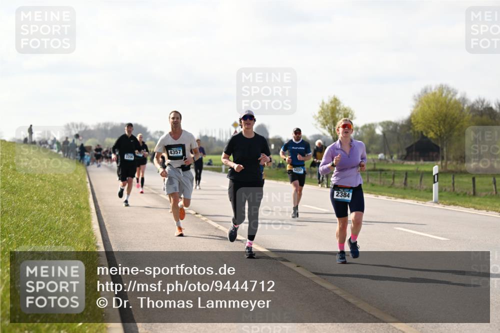 12.04.2026 - 45. Internationalen Wilhelmsburger Insellauf Dr. Thomas Lammeyer http://msf.ph/oto/9444712 12.04.2026 10:19:52 Laufen 4357, 5037, 2384 meine-sportfotos.de